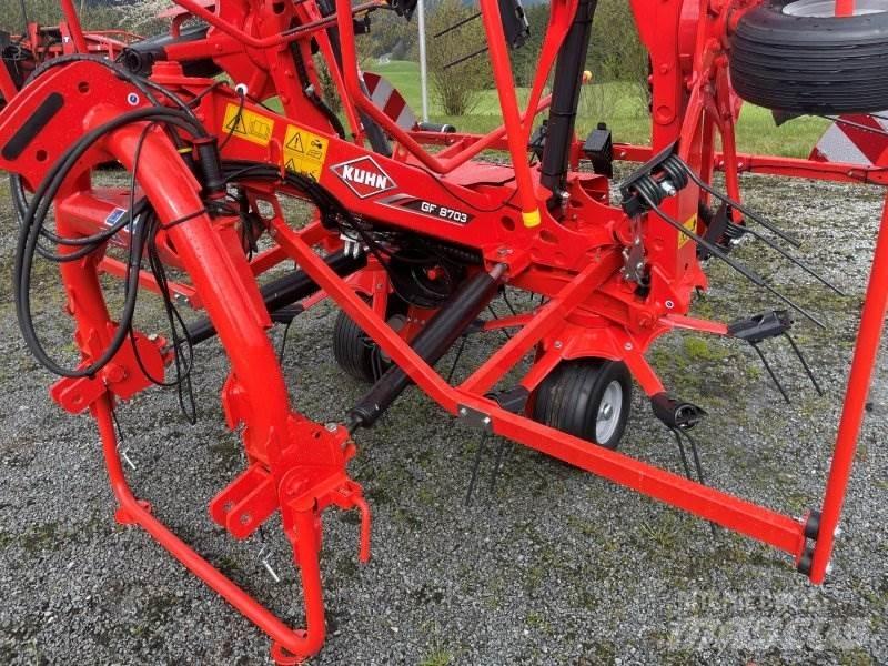 Kuhn GF 8703 Грабли-ворошилки