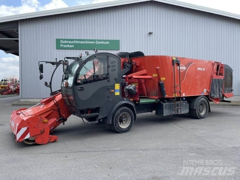 Kuhn SPW 19 Кормораздатчики