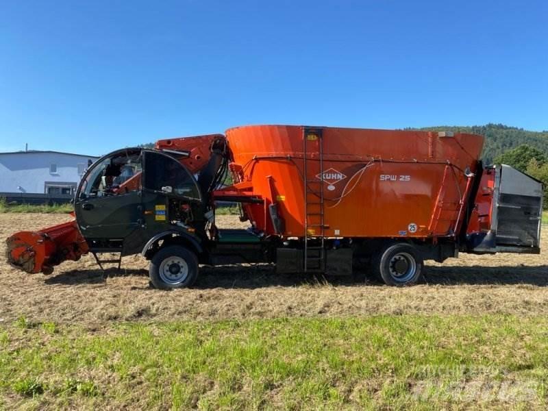 Kuhn SPW 25 Кормораздатчики