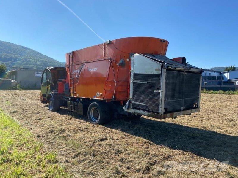 Kuhn SPW 25 Кормораздатчики