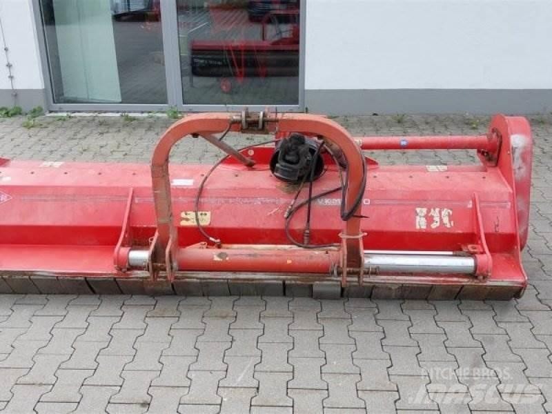 Kuhn VKM 280 Прицепные кормоуборочные комбайны