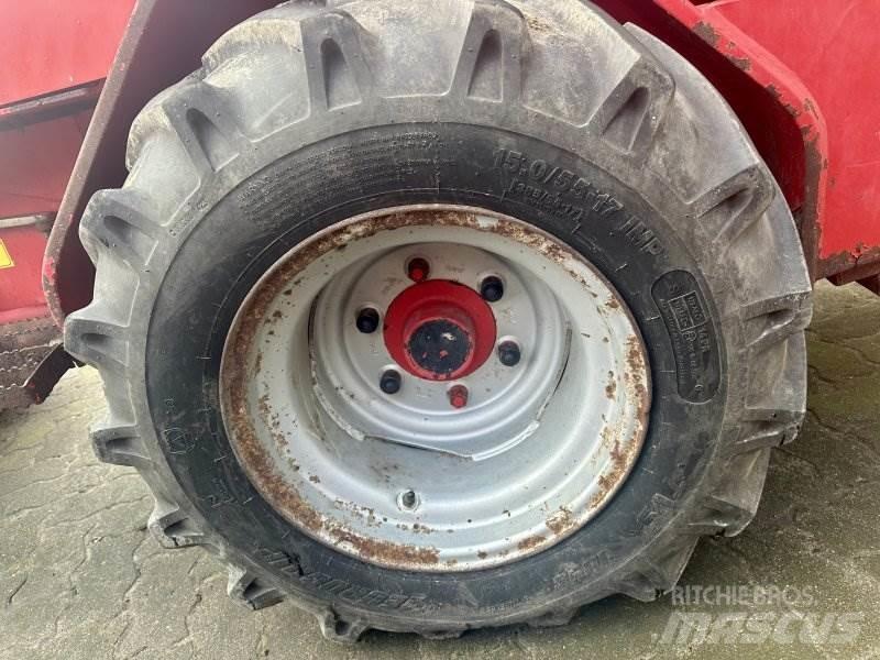 Schäffer 3550 Трактора с фронтальным погрузчиком