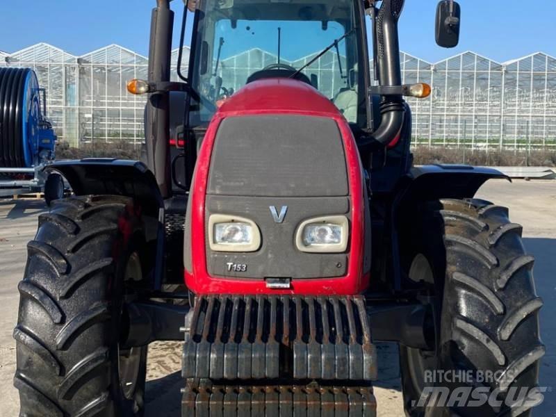 Valtra T153 H Трактора