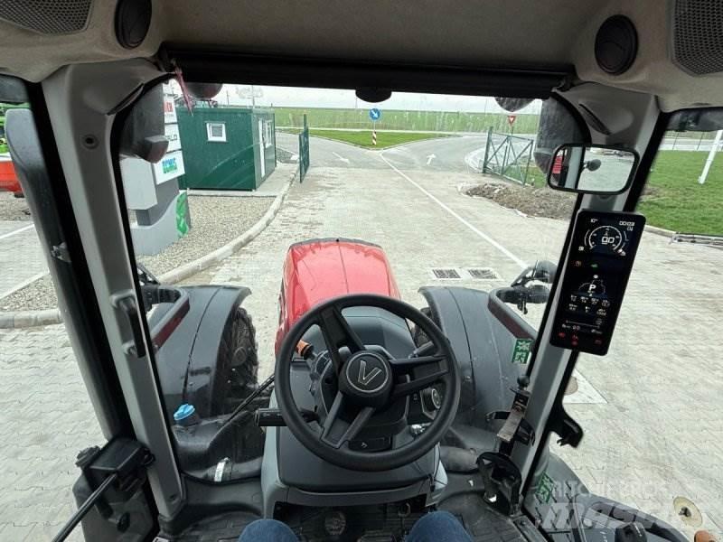 Valtra T235A Трактора