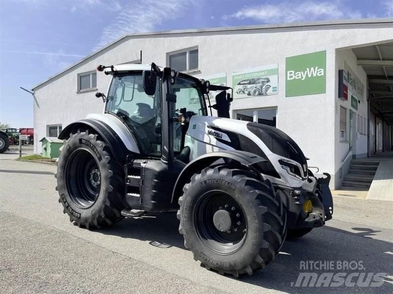 Valtra T235D Трактора