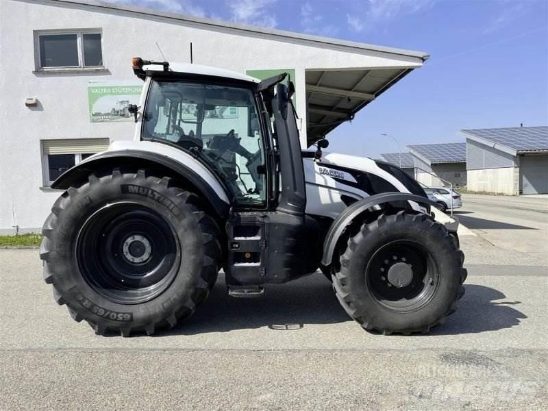 Valtra T235D Трактора