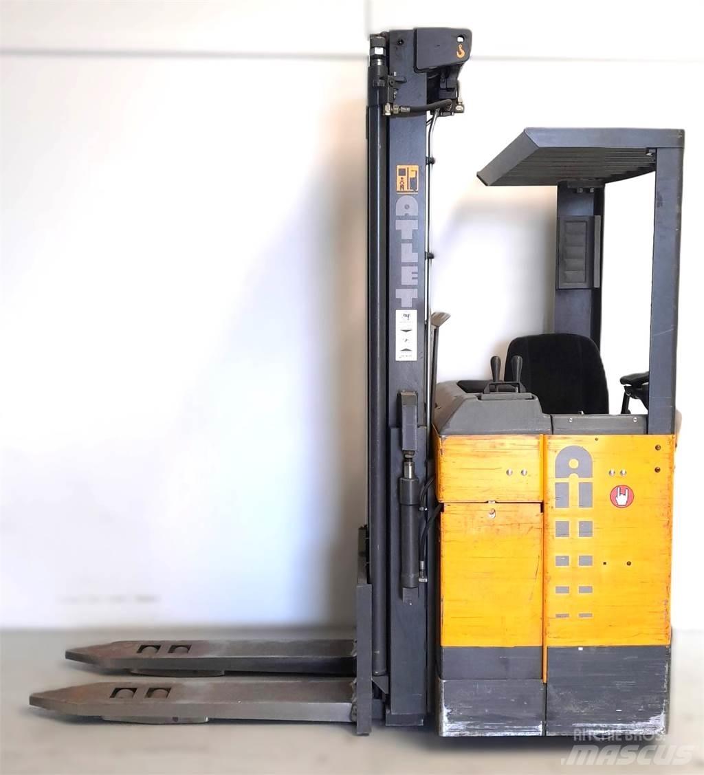 Atlet XSN160 Самоходные электроштабелёры