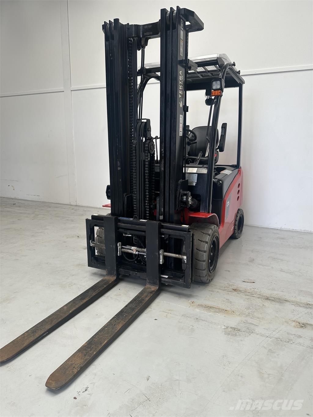 Tektra CPD35-XC4 Электропогрузчики