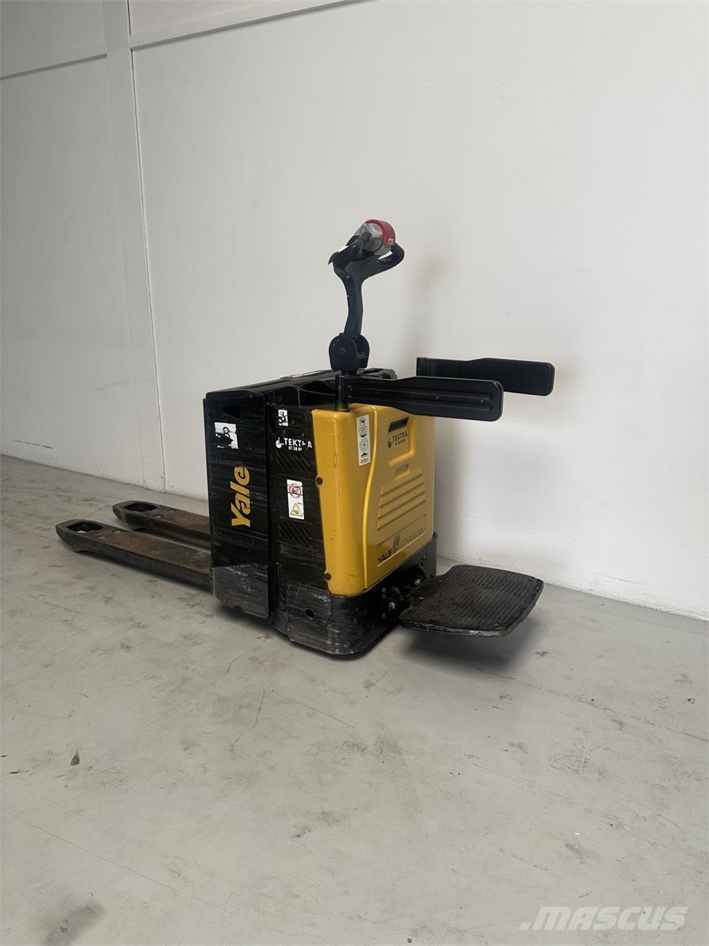 Yale MP20X FBW - 250 AH Самоходные электрические тележки