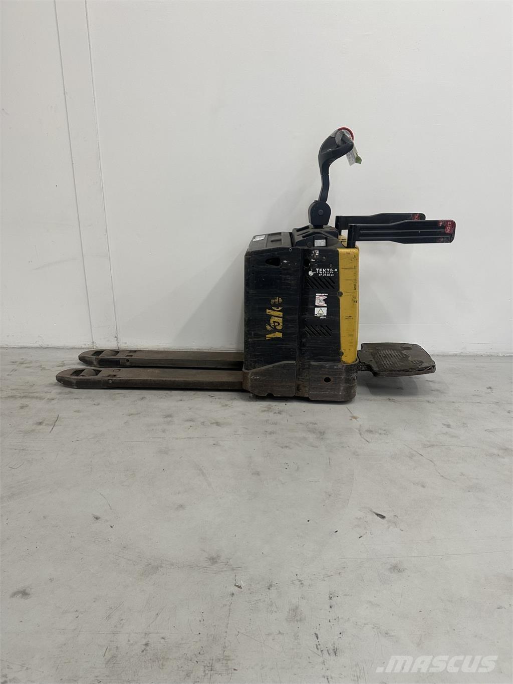 Yale MP20X FBW - 250 AH Самоходные электрические тележки