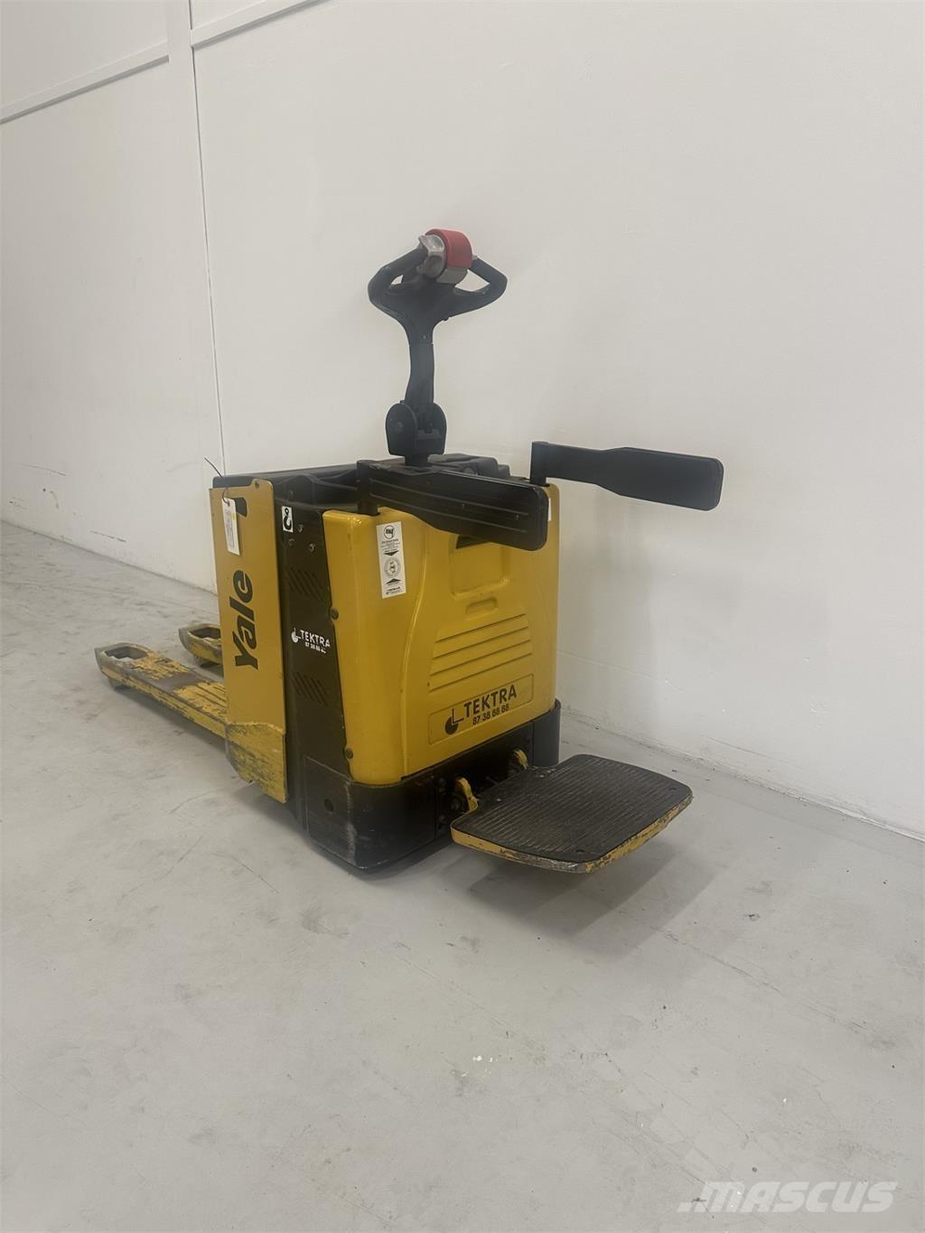 Yale MP20X FBW - 300 AH Самоходные электрические тележки