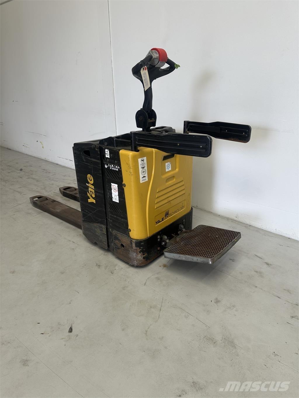 Yale MP20X FBW - 400 AH Самоходные электрические тележки