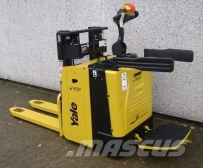 Yale MP20XD Самоходные электроштабелёры