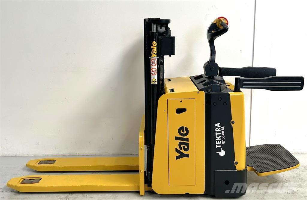 Yale MP20XD Самоходные электроштабелёры