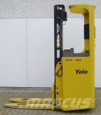 Yale SMS12S Самоходные электроштабелёры