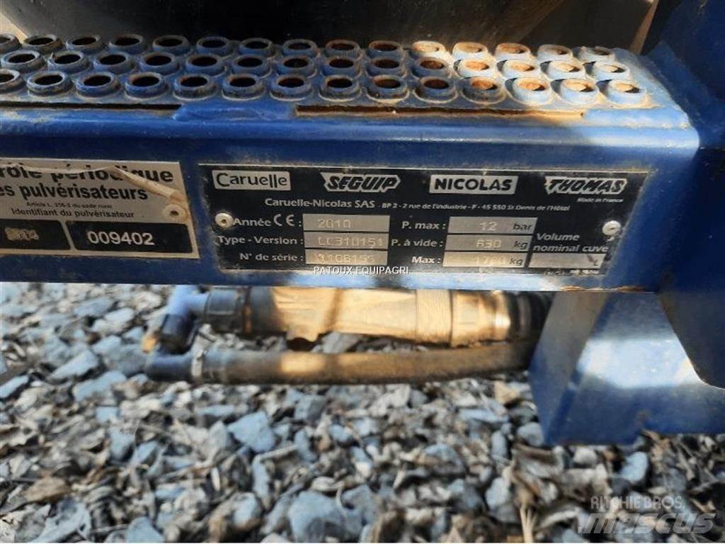 Caruelle 1000L Прицепные опрыскиватели