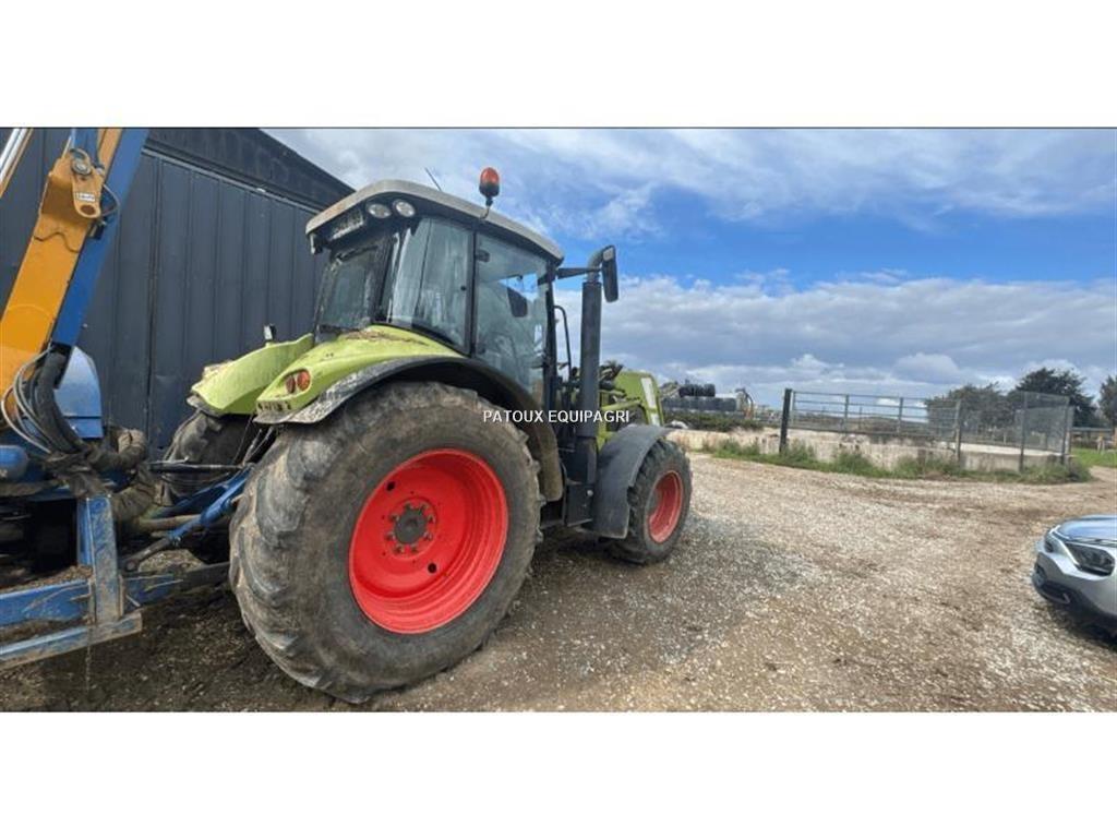 CLAAS ARION640 Трактора