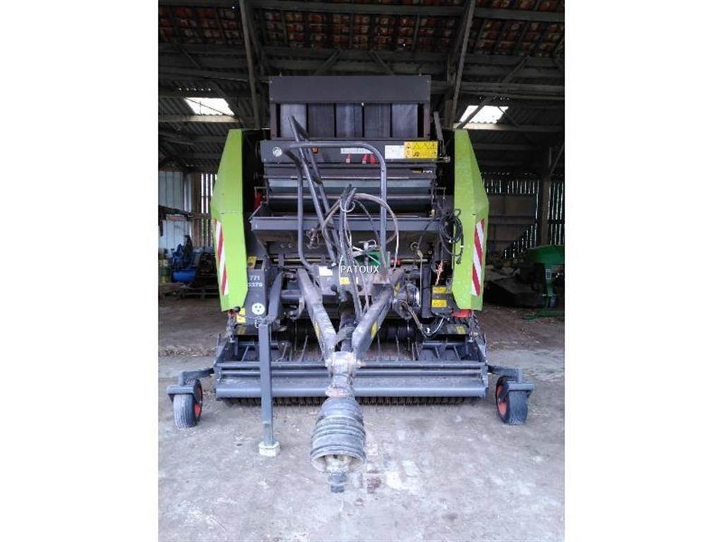 CLAAS VARIANT 370 Рулонные пресс-подборщики