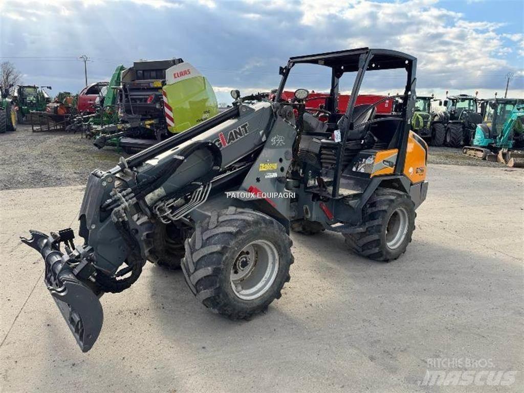 GiANT G3500 Малые погрузчики