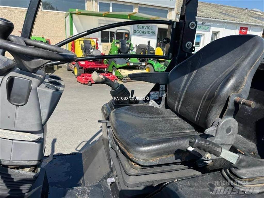 GiANT G3500 Малые погрузчики