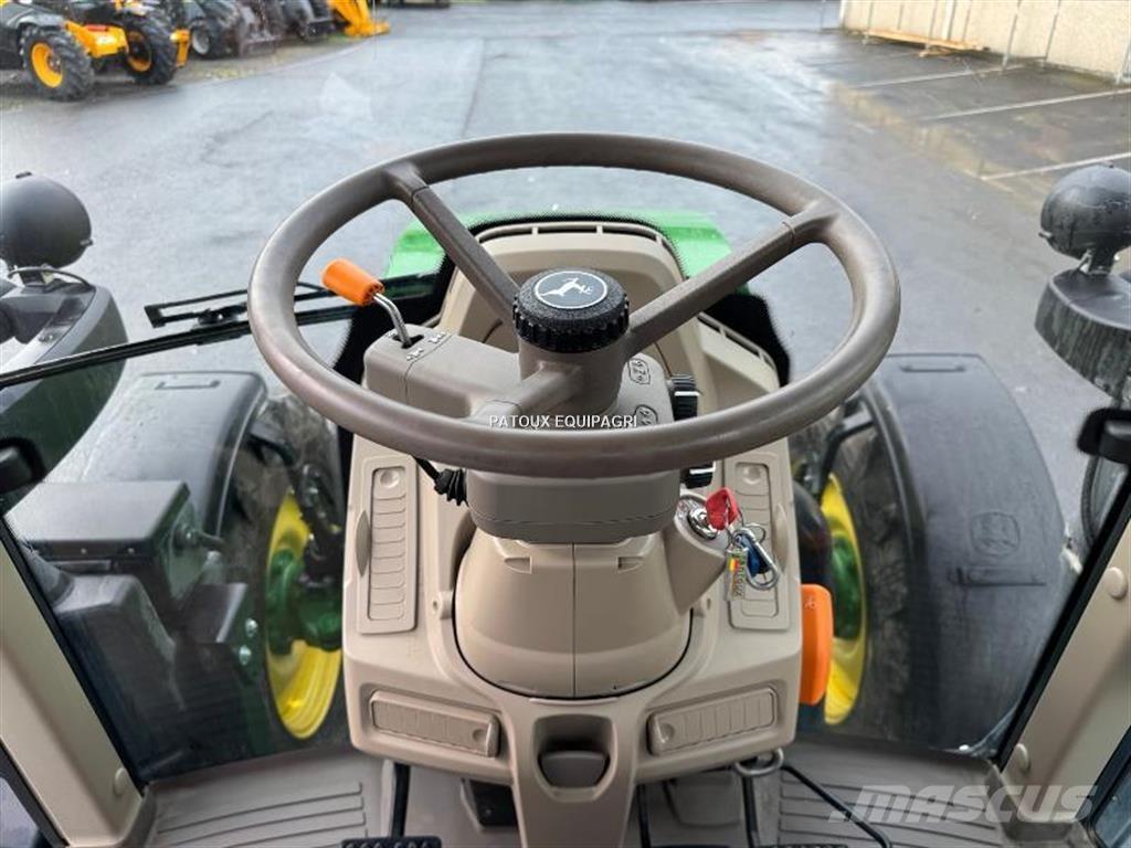 John Deere 6120M Трактора