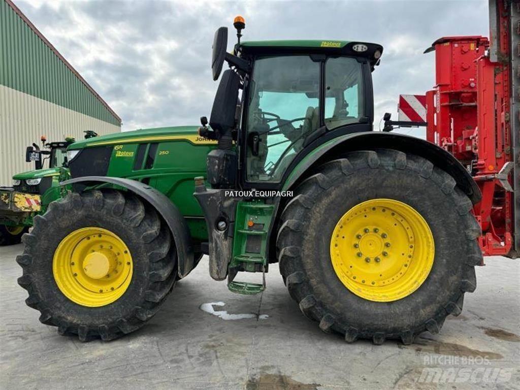 John Deere 6R250 Трактора