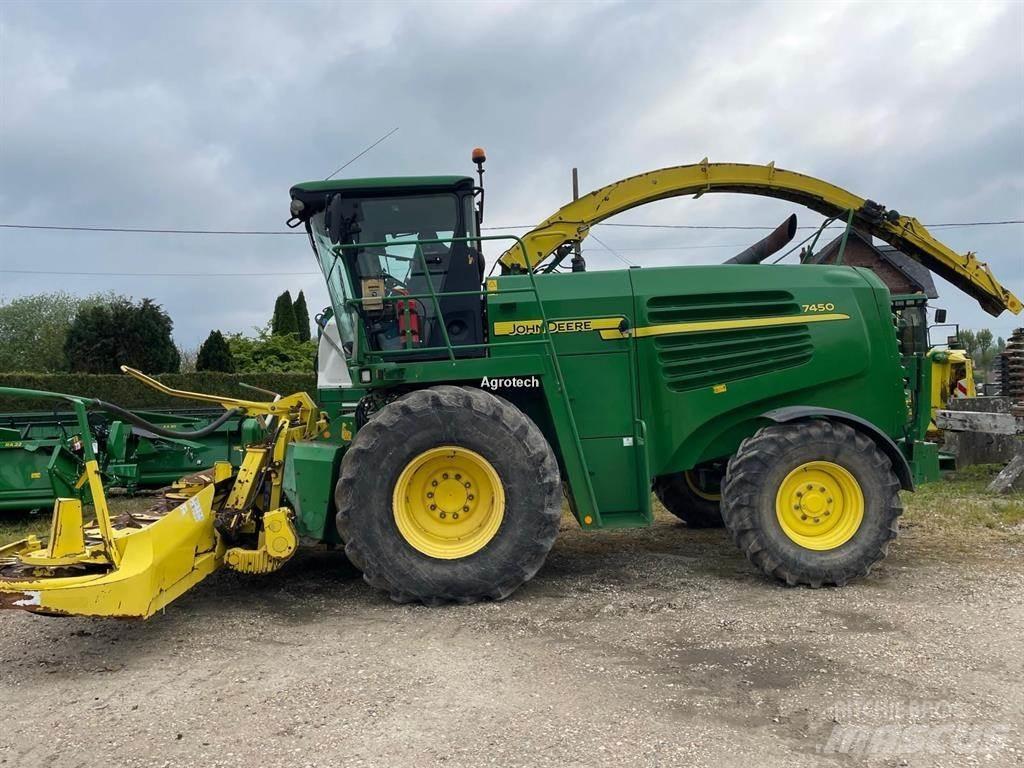 John Deere 7450 Прицепные кормоуборочные комбайны