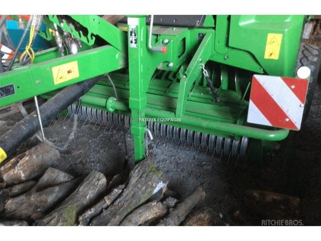 John Deere V461M Рулонные пресс-подборщики