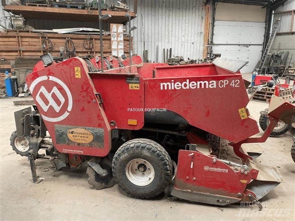 Miedema CP42 Картофелесажалки