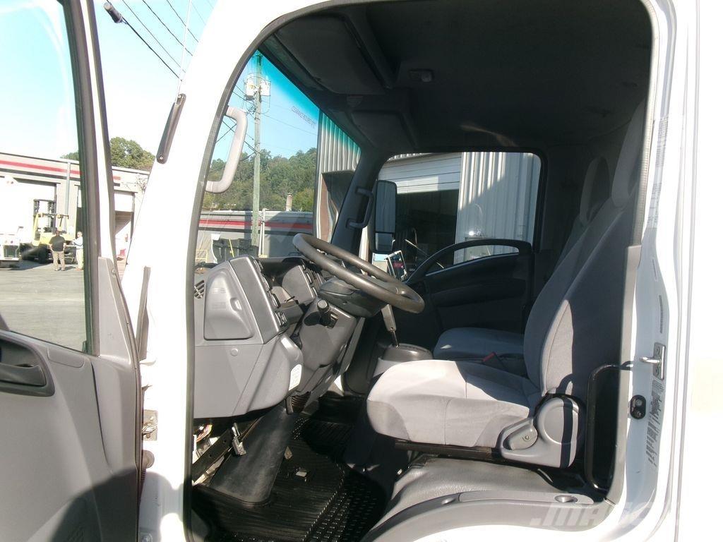 Isuzu NPR Грузовики-Фургоны