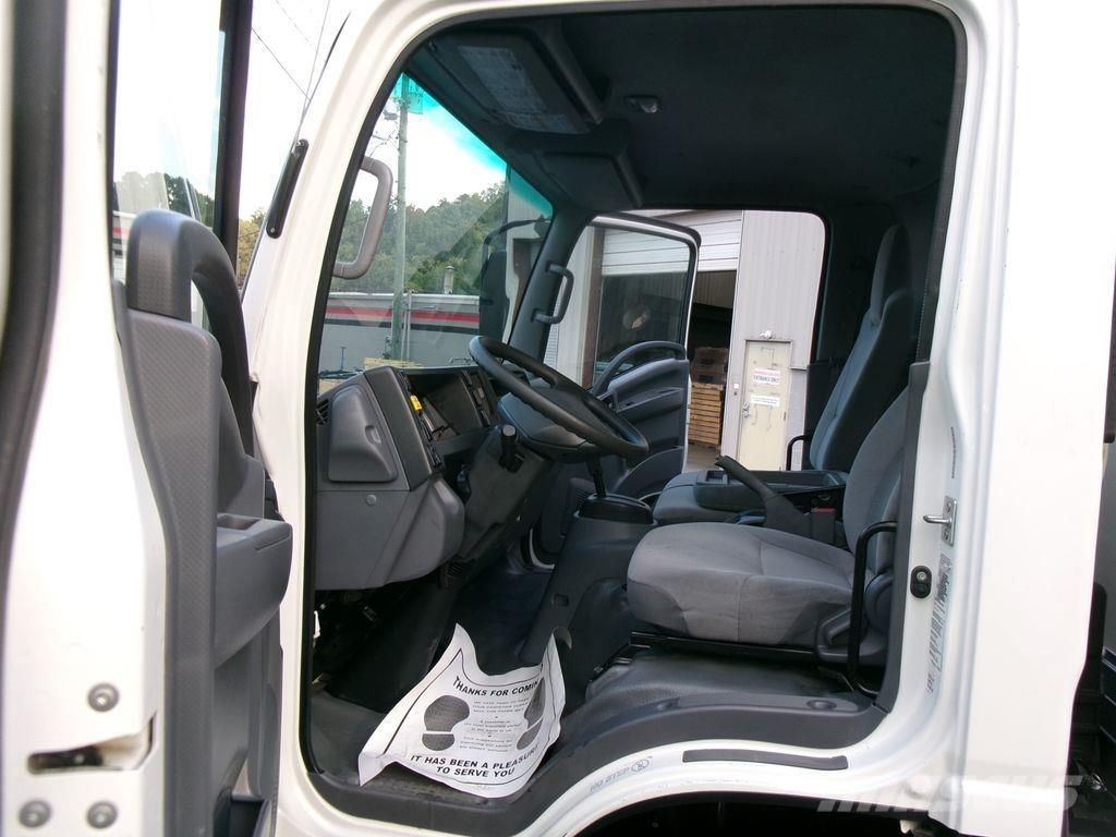Isuzu NPRHD Грузовики-Фургоны