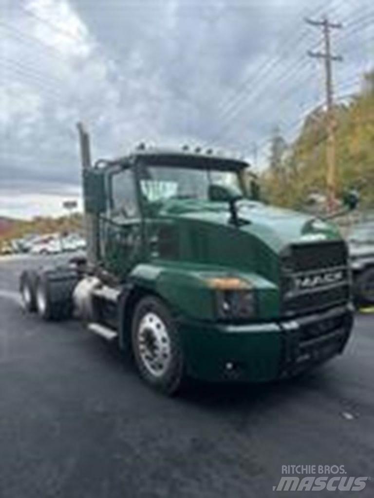 Mack AN64T Седельные тягачи