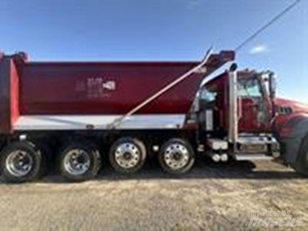 Mack GR104FR Грузовики-Самосвалы
