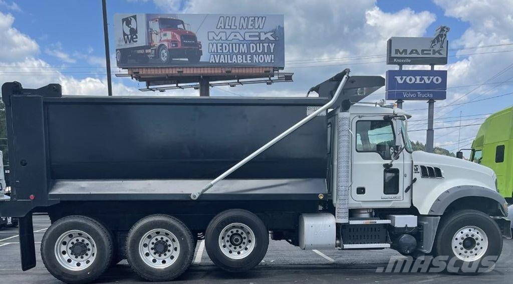 Mack GR64F Грузовики-Самосвалы