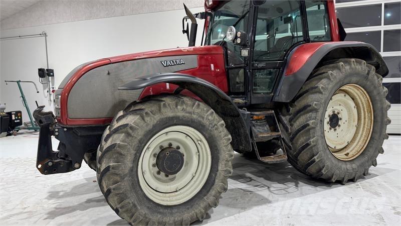 Valtra T190 Трактора