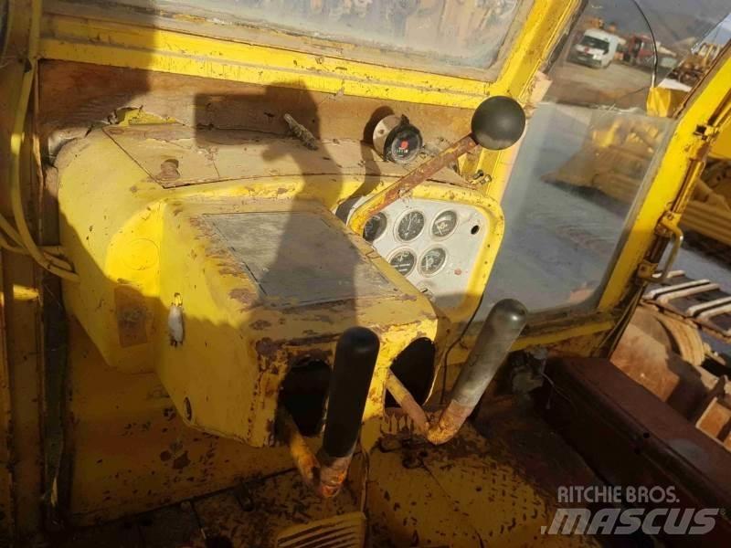 CAT D7 80 ΕΥΚΑΙΡΙΑ Строительная техника - Другие