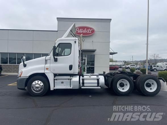 Freightliner CASCADIA 116 Седельные тягачи