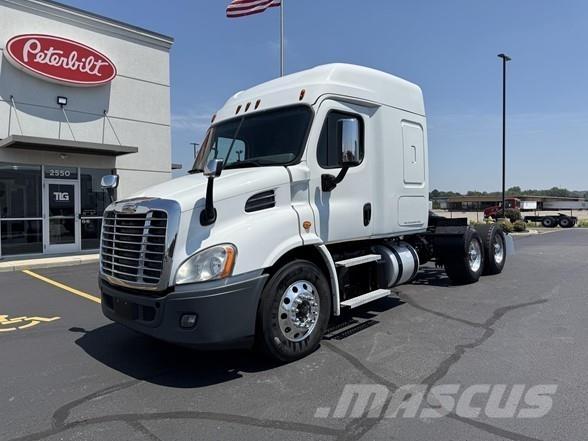Freightliner CASCADIA 116 Седельные тягачи