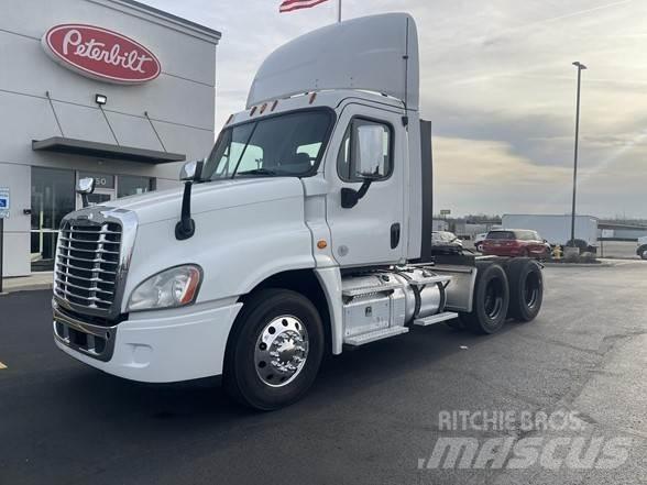 Freightliner CASCADIA 125 Седельные тягачи