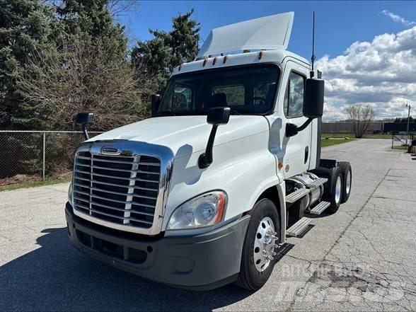 Freightliner CASCADIA 125 Седельные тягачи