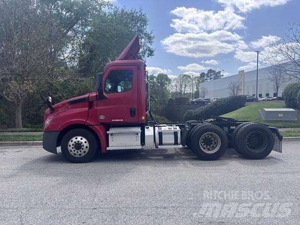 Freightliner CASCADIA 126 Седельные тягачи