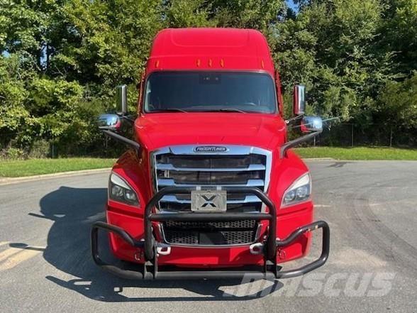 Freightliner CASCADIA 126 Седельные тягачи