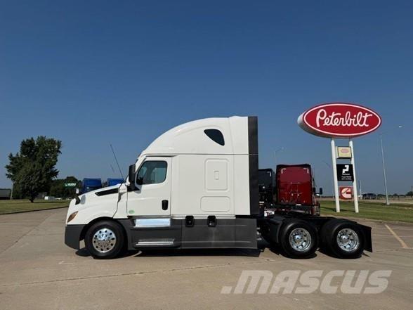 Freightliner CASCADIA 126 Седельные тягачи