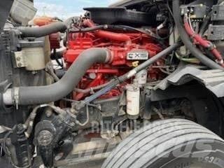 International LT Седельные тягачи
