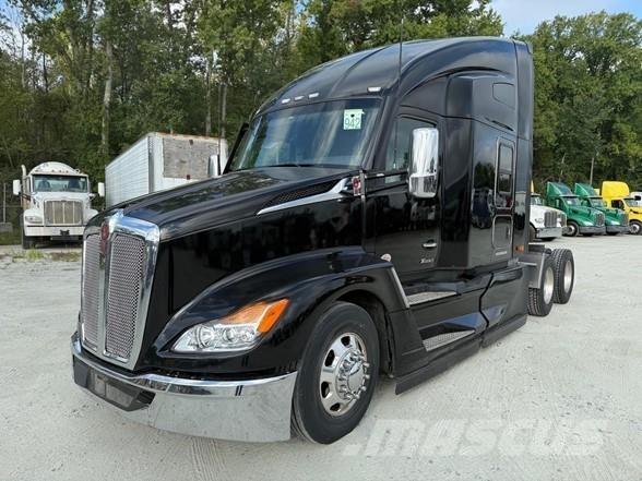 Kenworth T680 Седельные тягачи