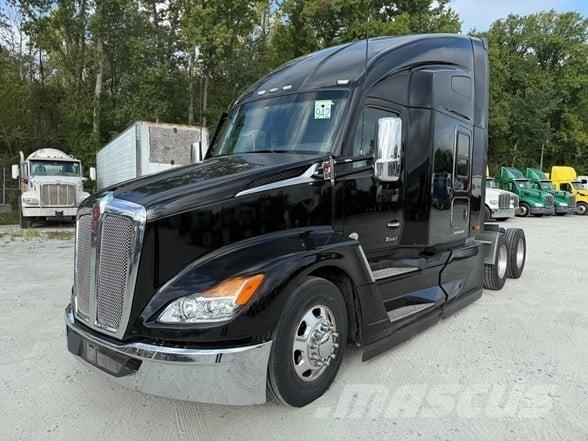 Kenworth T680 Седельные тягачи