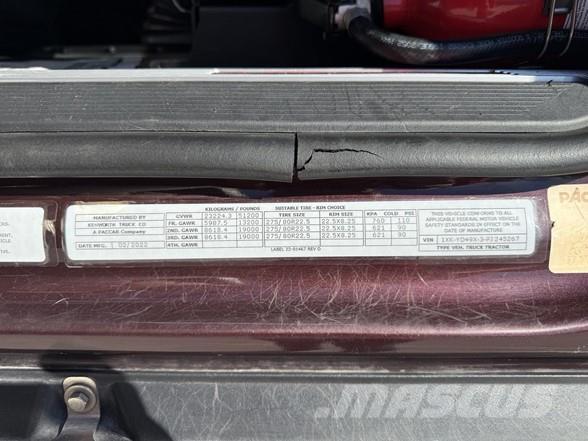 Kenworth T680 Седельные тягачи