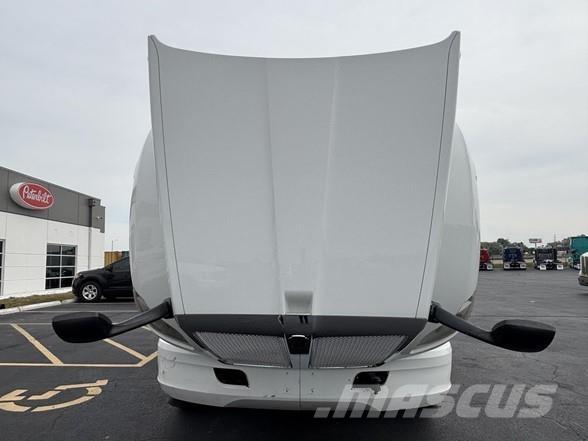 Kenworth T680 Седельные тягачи