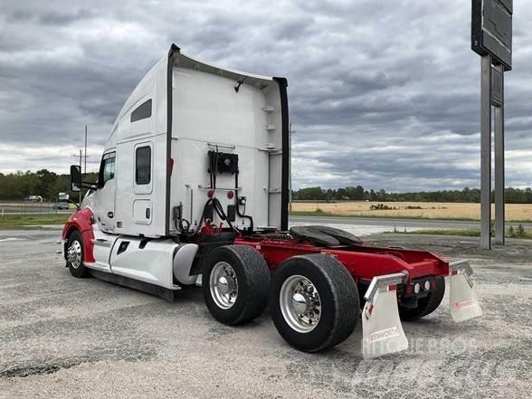 Kenworth T680 Седельные тягачи