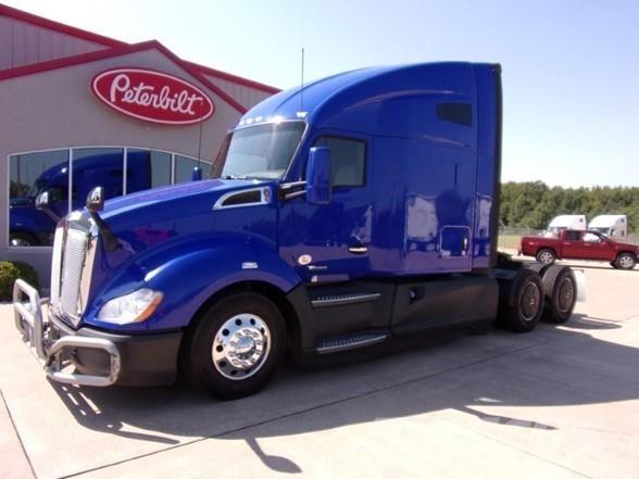 Kenworth T680 Седельные тягачи